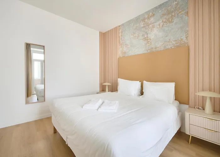 Brand New Anjos Daire Lisboa