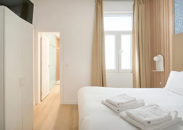 Brand New Anjos Daire Lisboa