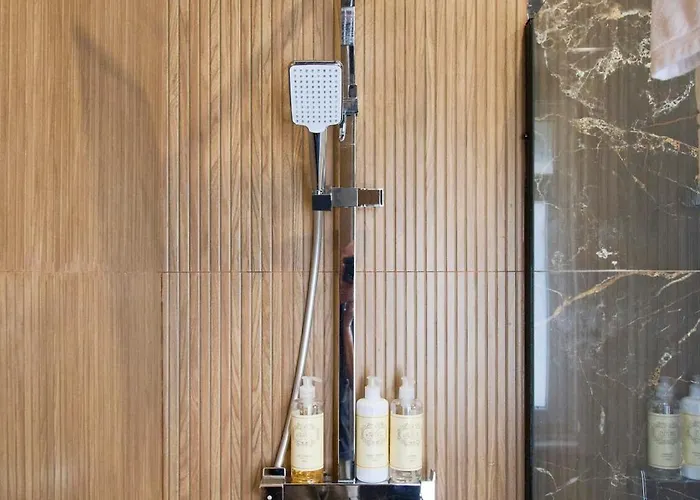 Brand New Anjos Daire Lisboa