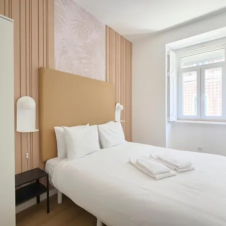 Brand New Anjos Appartement