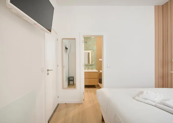 Brand New Anjos 公寓