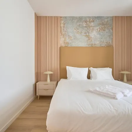 Brand New Anjos Apartman *