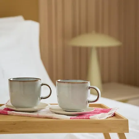 아파트 Brand New Anjos *